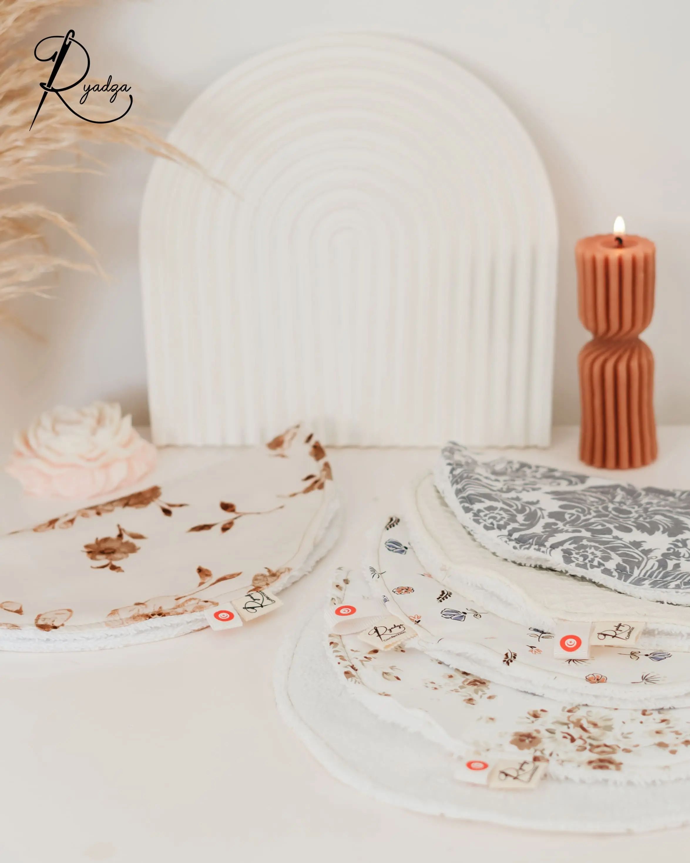 Petite Serviette Visage en Tissu Doux